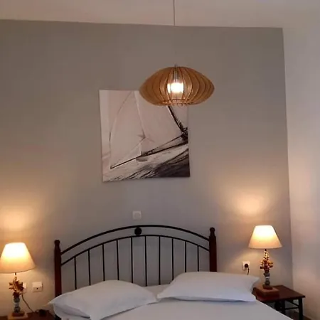 Alezina أمورجوس